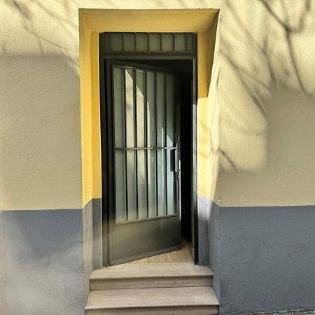 Apartamento En Embajadores Madrid Exterior foto